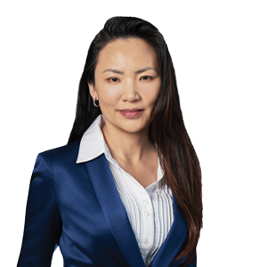 Mai Lin Headshot
