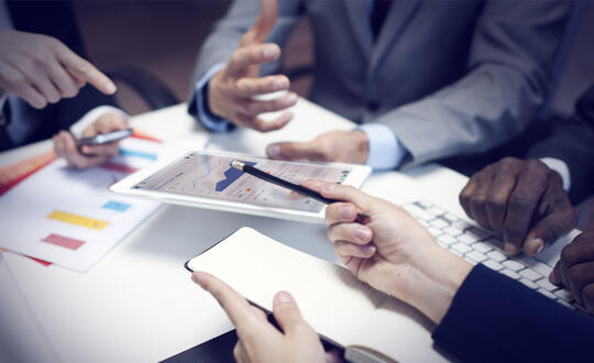 Business Meeting - Shutterstock 336916289