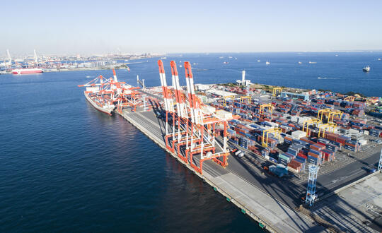 Freeport and cargo containers