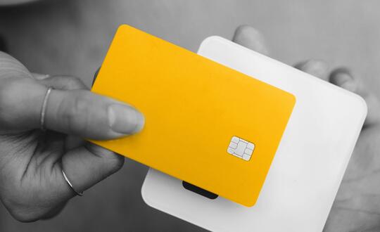 Picture of card paying contactless